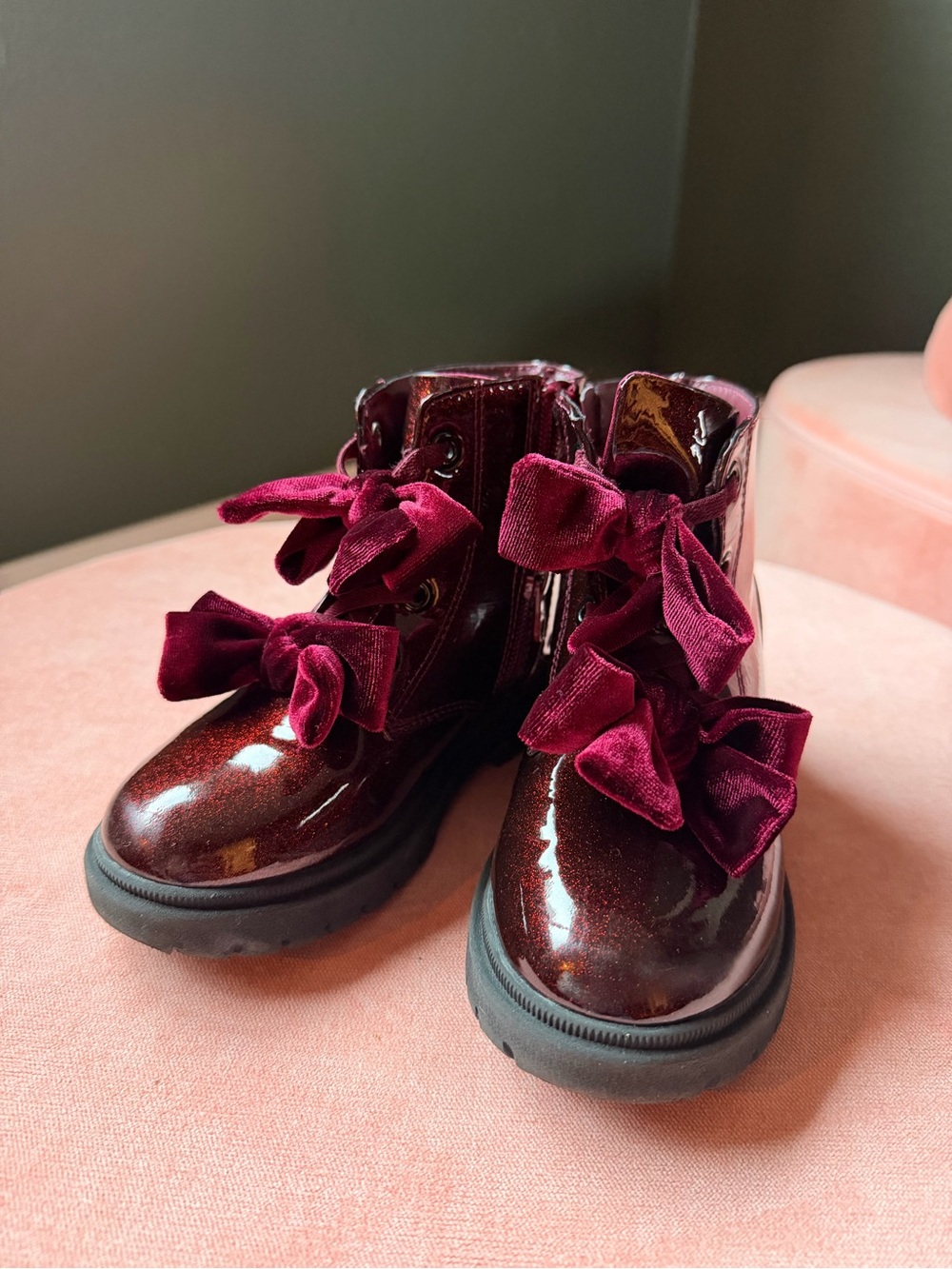 Cat & Jack Girls Burgundy Shimmer Patent Velvet Bow Boots | 11